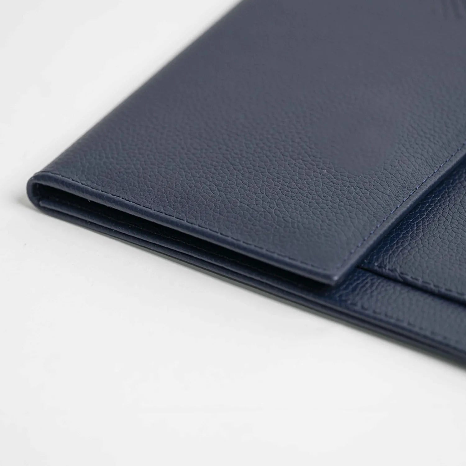 Inkabrief - Sobre de Cuero Premium Artesanal para laptop y documentos | Inka Artisan