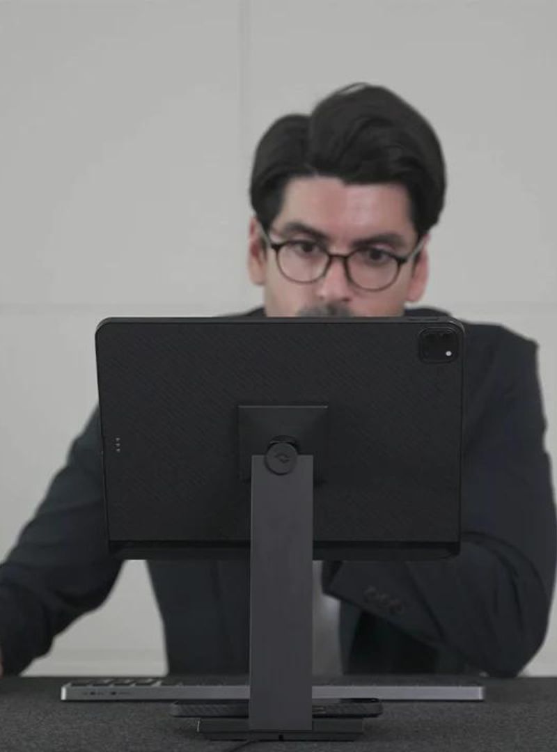 MagEZ Charging Stand 3 en 1 Pitaka - iPad