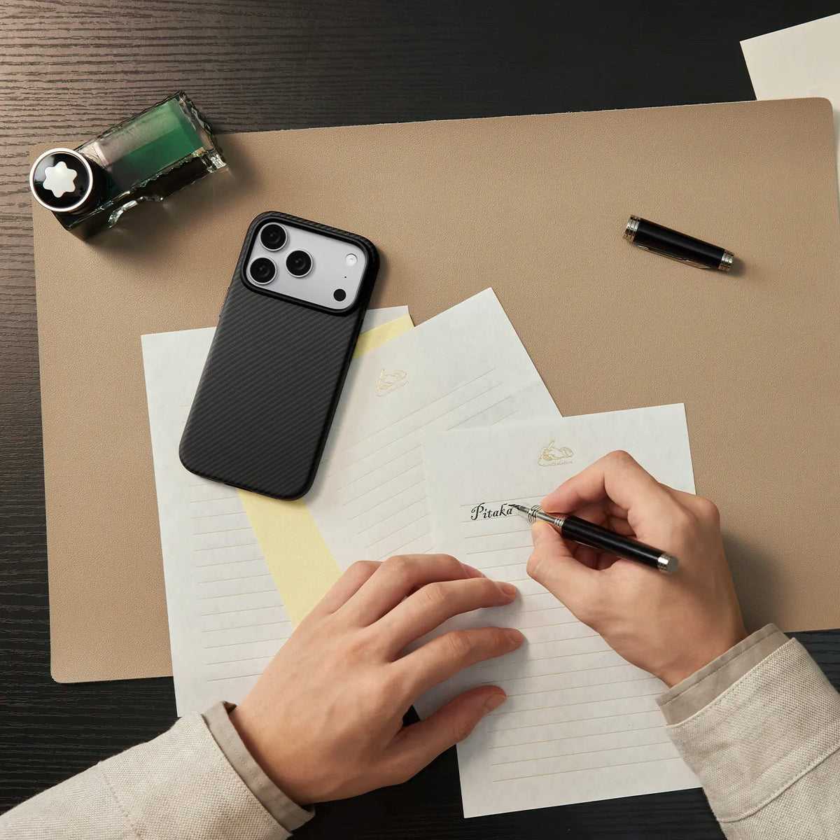 Case PITAKA Aramid Summa - iPhone 17 Pro / 18 Pro · Classic