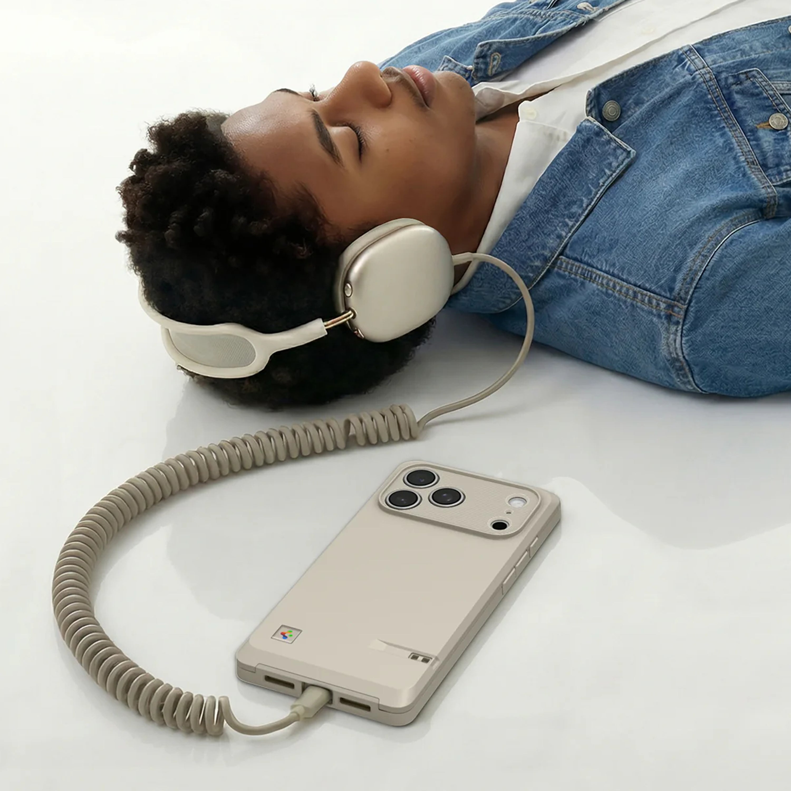 Case Spigen Classic LS MagFit - iPhone 17 Pro Max